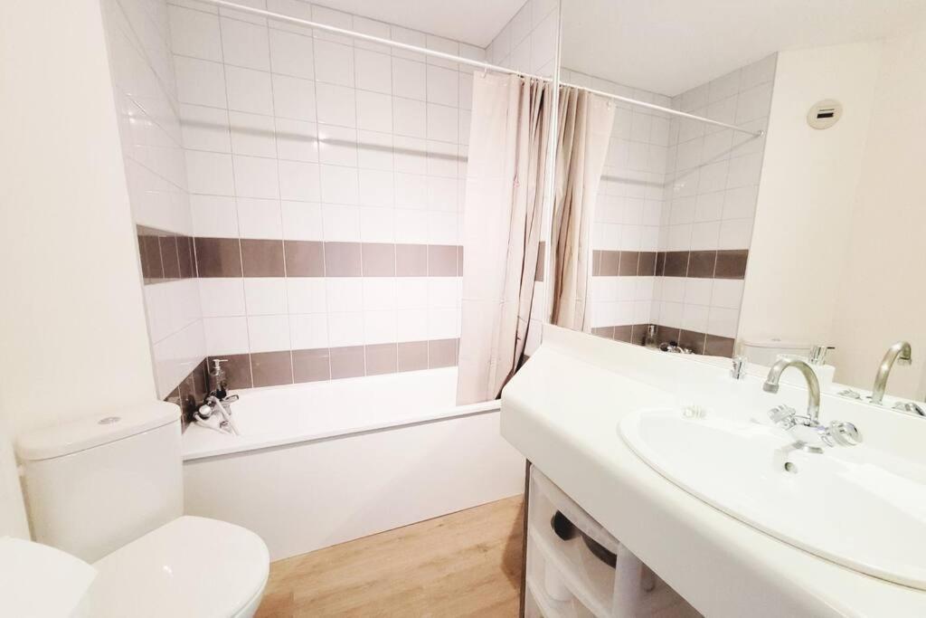 Appartement Boheme Aux Portes Du Futuroscope Chasseneuil-du-Poitou Esterno foto
